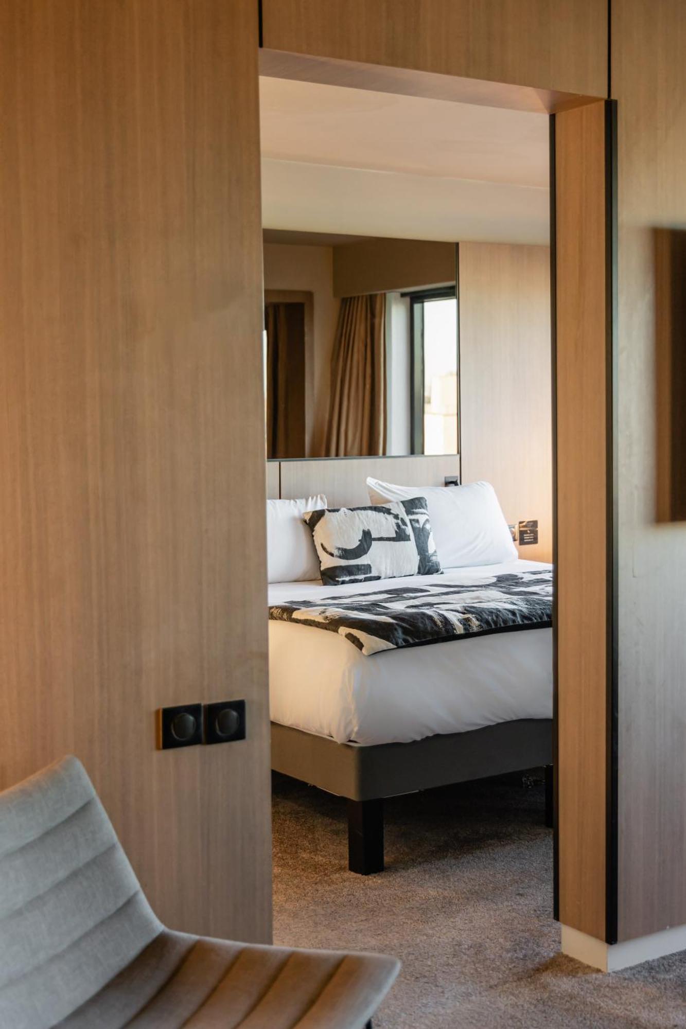 Pullman Bordeaux Lac Exterior foto