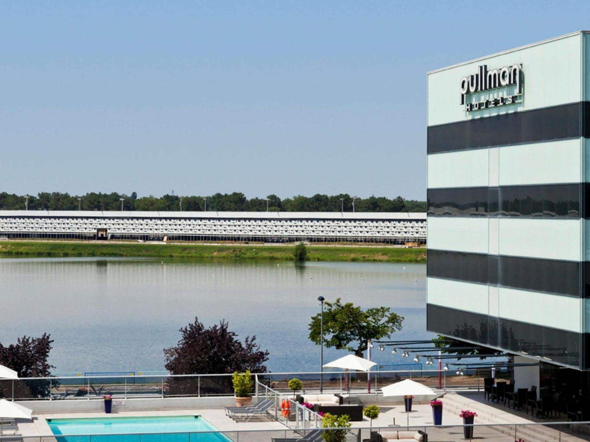 Pullman Bordeaux Lac Exterior foto